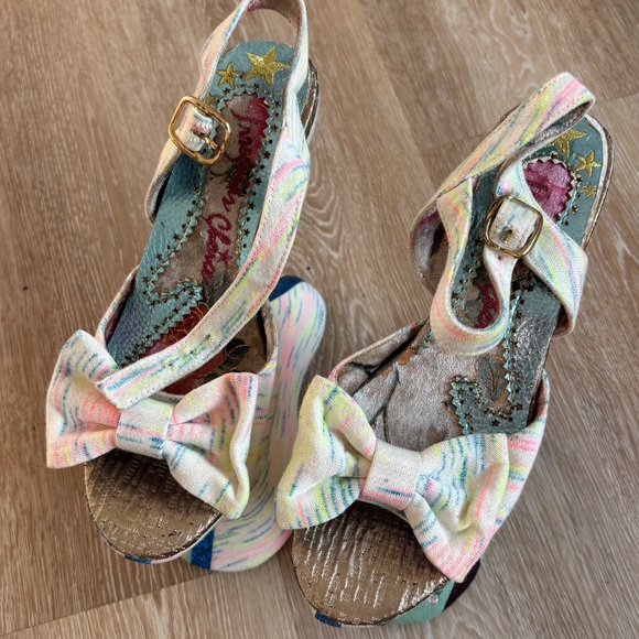 RARE The Gold Star Collection Irregular Choice Unicorn Platform Heels - Picture 6 of 6